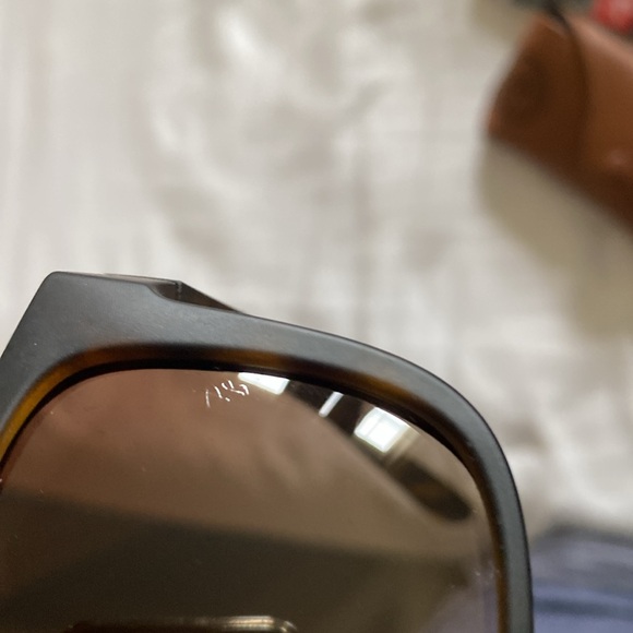 NWT- Rayban Justin - Picture 7 of 7